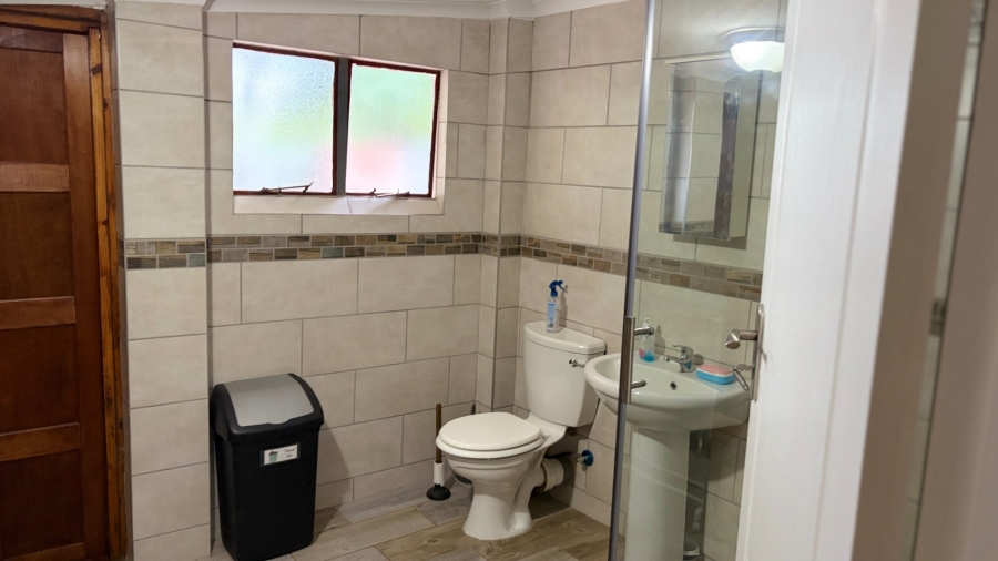 4 Bedroom Property for Sale in Viljoenskroon Rural Free State